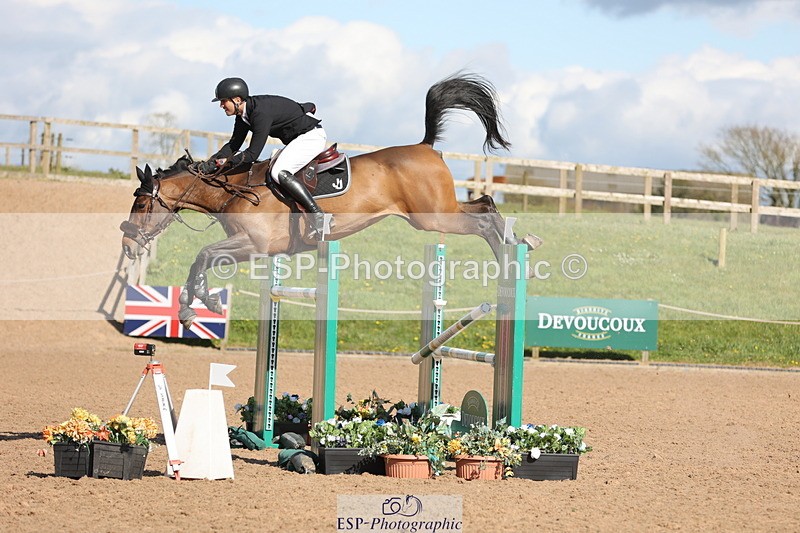 240419A-163024-09403 - Cls 10, 2 Star Big Tour 145cm  15.45 to 16.35 break