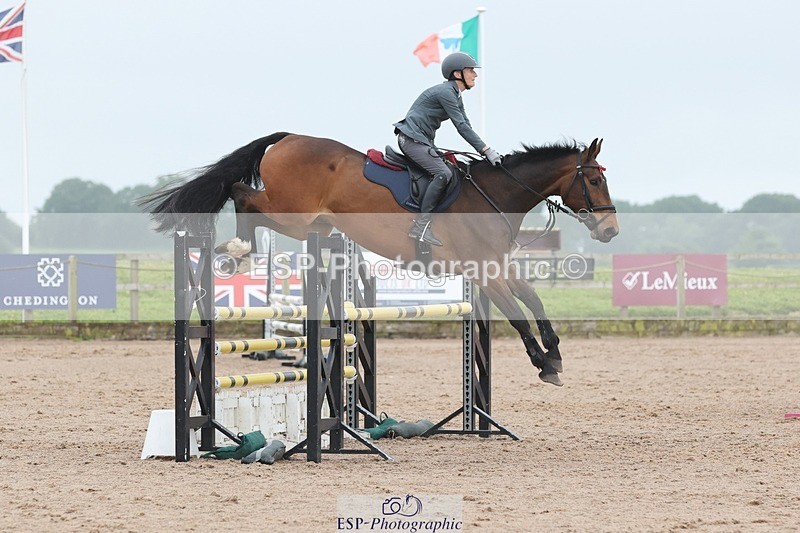 250524-100038-04028 - Cls 13  A&B 1.05m & 1.10m open