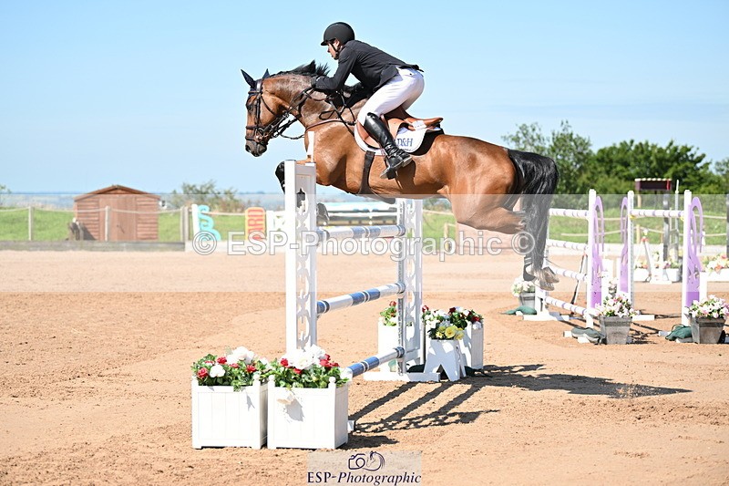 240719A-104359-10125 - Cls 2, 3 Star Small Tour 1.40m