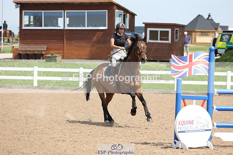 240510A-142114-07594 - Cls 17 1.05m National Am Quali