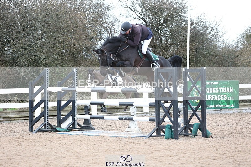 240223A-133953-01617 - Cls 5 Newcomers and 1.10m Open