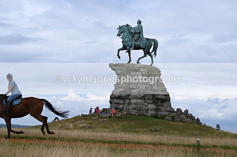 DSC_7645 - Time at Statue 13:16 to 13:52