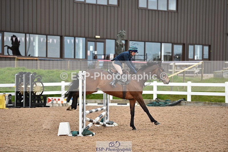 240423A-163354-00177 - 70cm