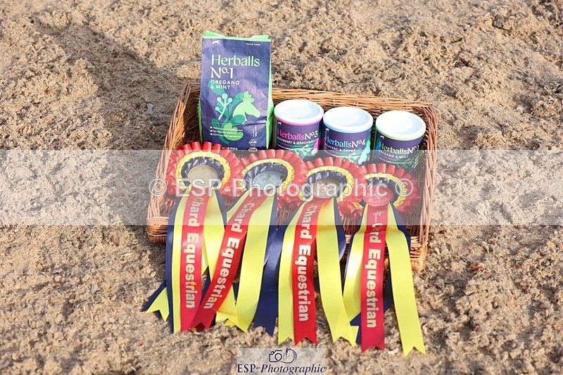 250629-185134-14025 - Cls 39-41 Children on Horses