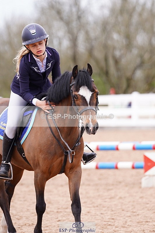 240506A-141440-09460 - Cls 17 Club 60cm