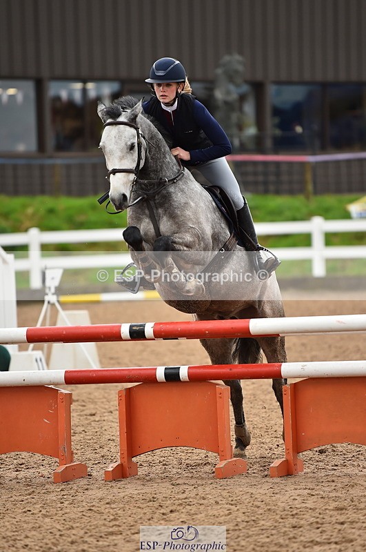 231028A-130058-01557 - Cls 4 Newcomers & 1m Open