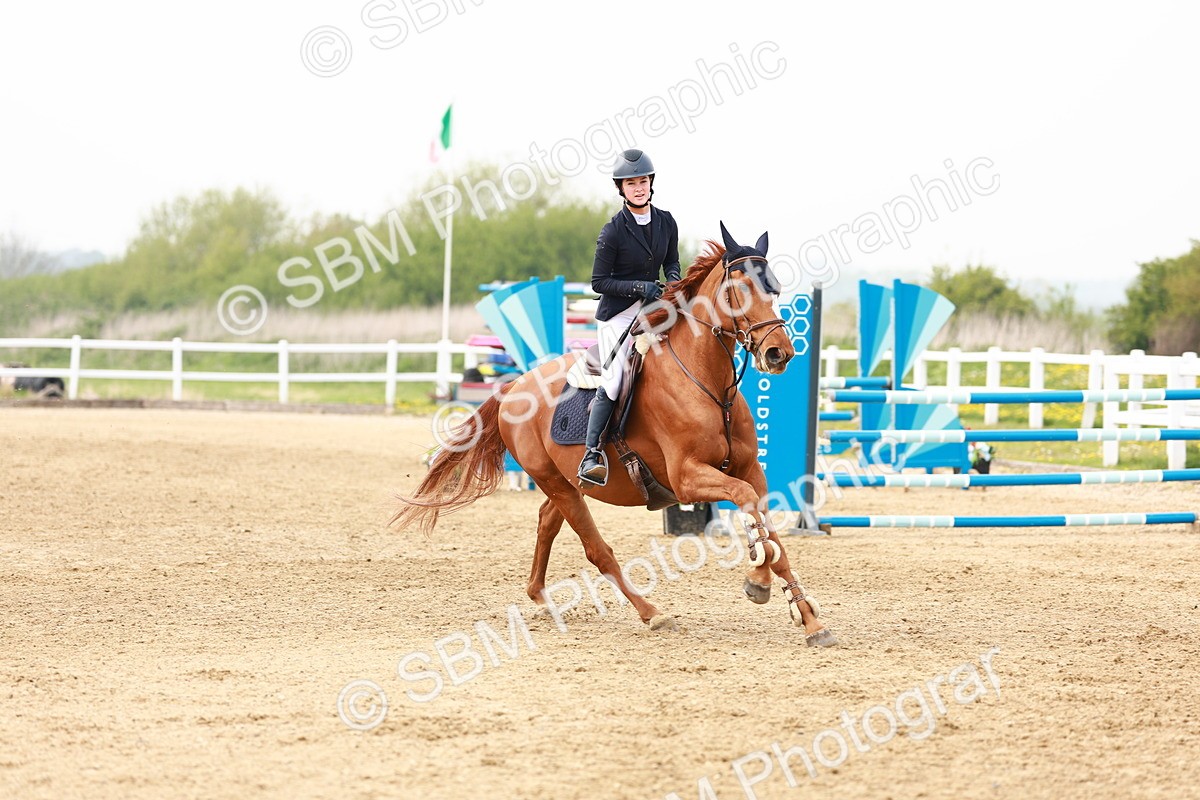  - Class 18 - Senior Newcomers - 1.10m