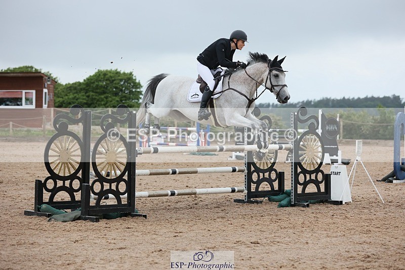 250524-095259-03985 - Cls 13  A&B 1.05m & 1.10m open