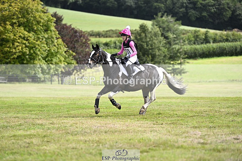 240825X-104321-31417 - 70cm XC 10.00 to 11.00