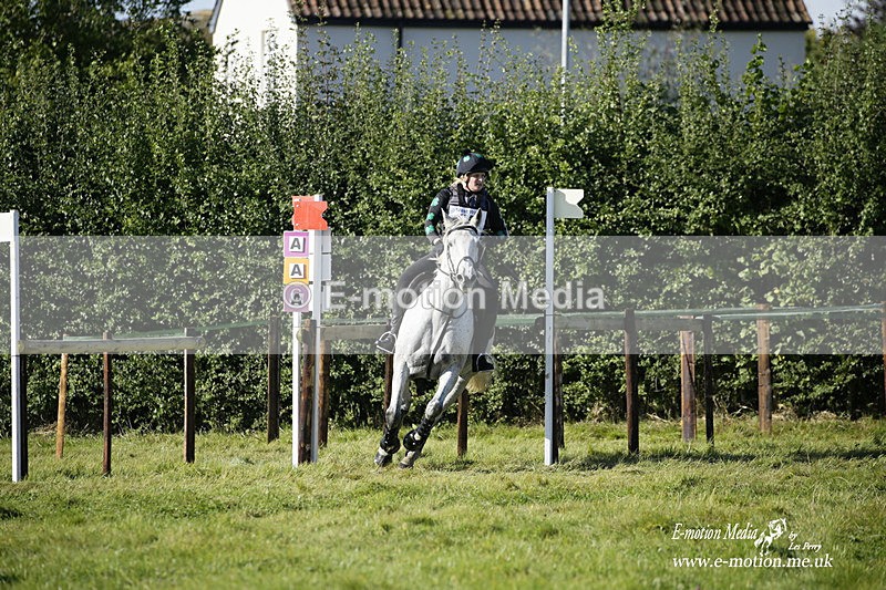  WWHT 031021 785 - WWEC Novice Restricted (0.80m) 18/10/20