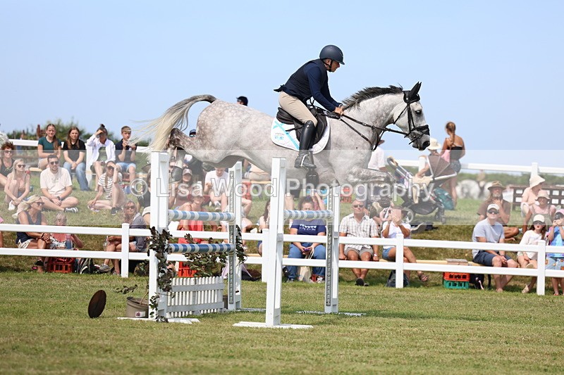 3E7A0091 - Class A: Showjumping Senior Open 1.25