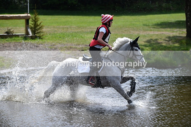 WJ5_6015 - Tweseldown 3-Phase Training (XC) 19-05-25