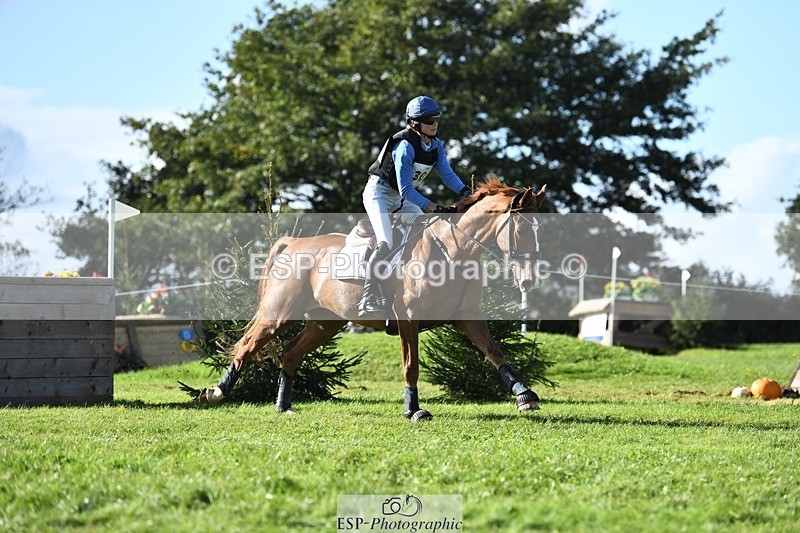 231022-124111-28611 - 309-CROSSTOWN.FINTANS.LAST-Catherine.Burrell-XC