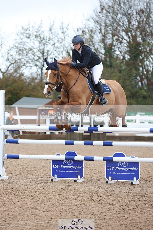 231112A-135622-04741 - Cls 20 Newcomers & 1.10m Open