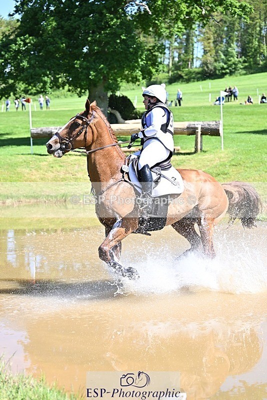 240525-105412-12116 - 322-CHILLI_KING-Gemma_Stevens