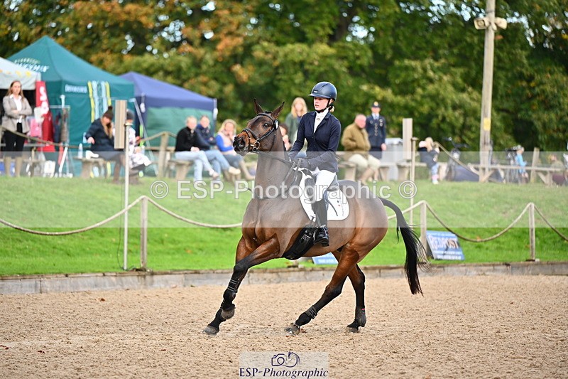 251026A-102713-23603 - D-357-Fenella.Redvers