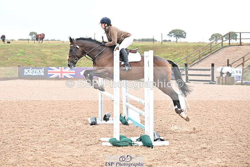 250827B-103514-00070 - Clear Round & Cls 1 Brit Nov 90cm