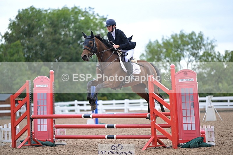 240925A-102913-00067 - Clear Round