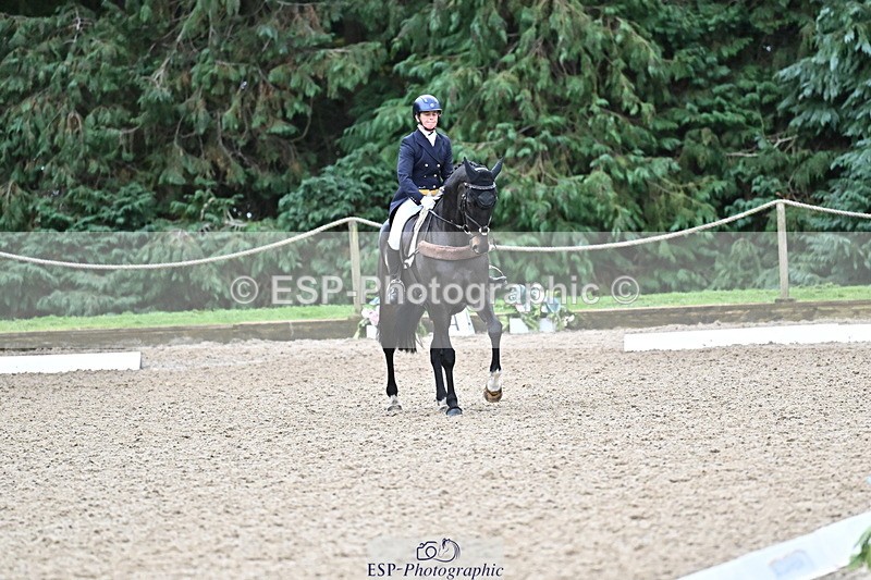 251022A-151415-00237 - C-211-Claire.Fielding
