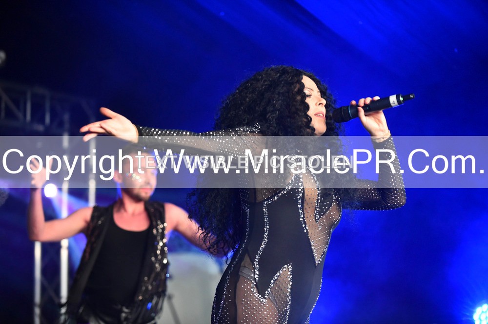 SH4_6833 - The Cher Experience