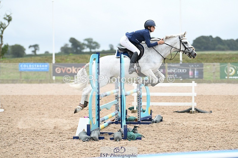 250807-112818-00684 - 90cm Round 1