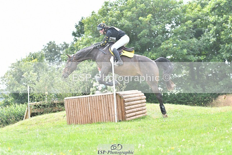 240803-135751-07038 - 211-Bethany_Hull-CARRICK_DIAMOND_OLIVER