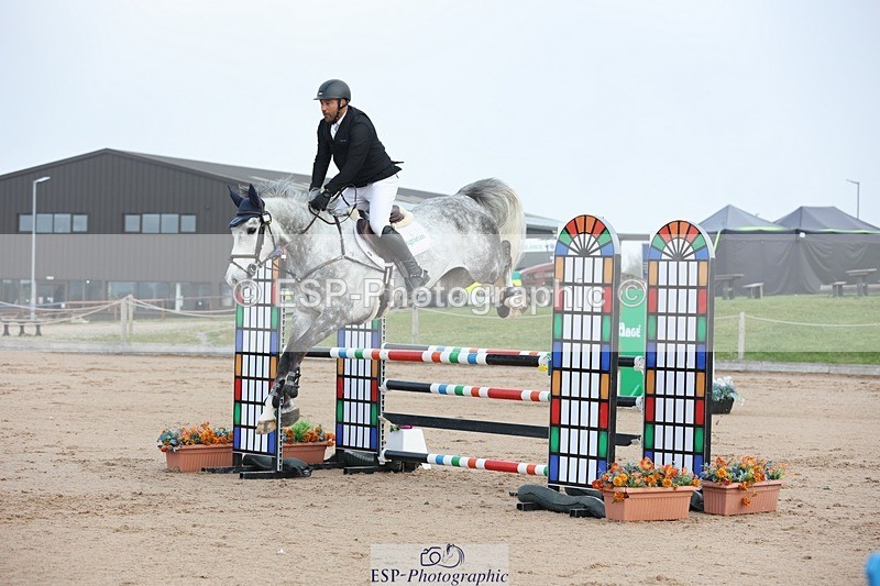 250424-090525-02536 - Cls 29 Young Horse 6yr old