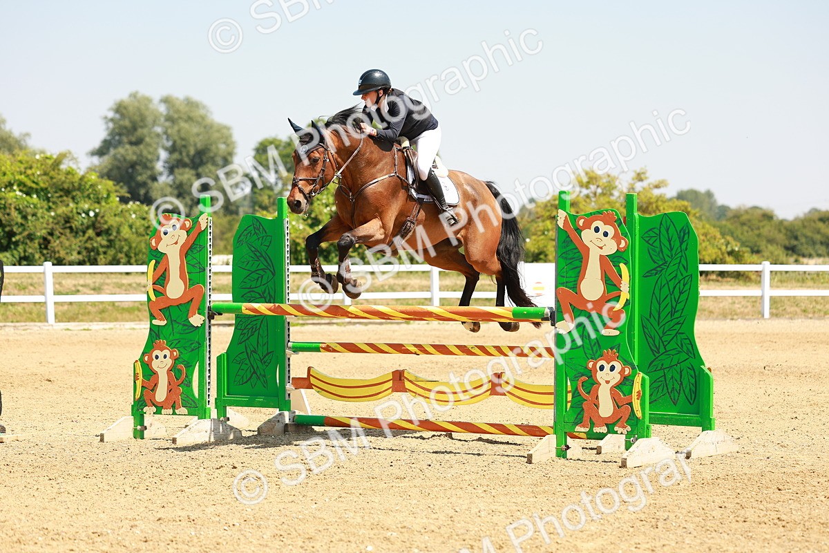 SBM_001653 - Class 4 - Senior Newcomers - 1.10m