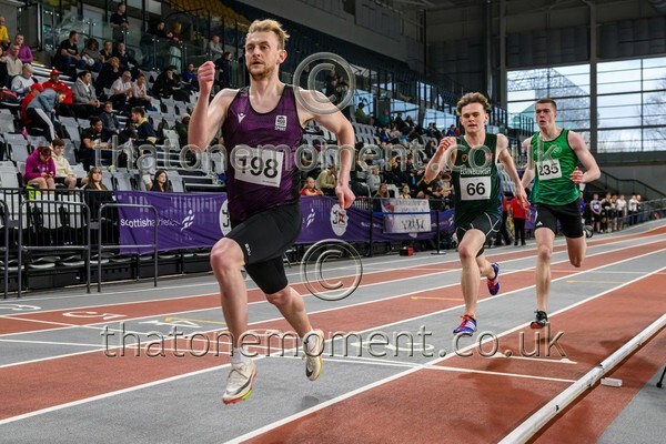 StudInd-921097 - Track Male Set One