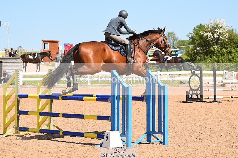 230526A-150816-02048 - Cls 12 1.05m Amateur Quali