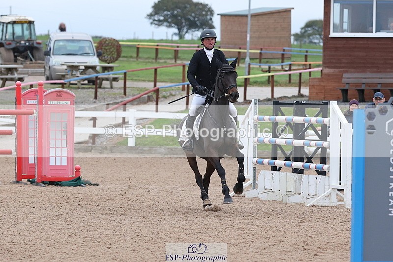 241101A-153301-03026 - FRI Cls 7 Blue Chip Grade B&C Jump Off