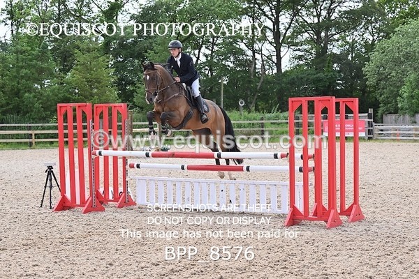 BPP_8576 - CLASS 15 SUN Senior Newcomers/ 1.10m Open