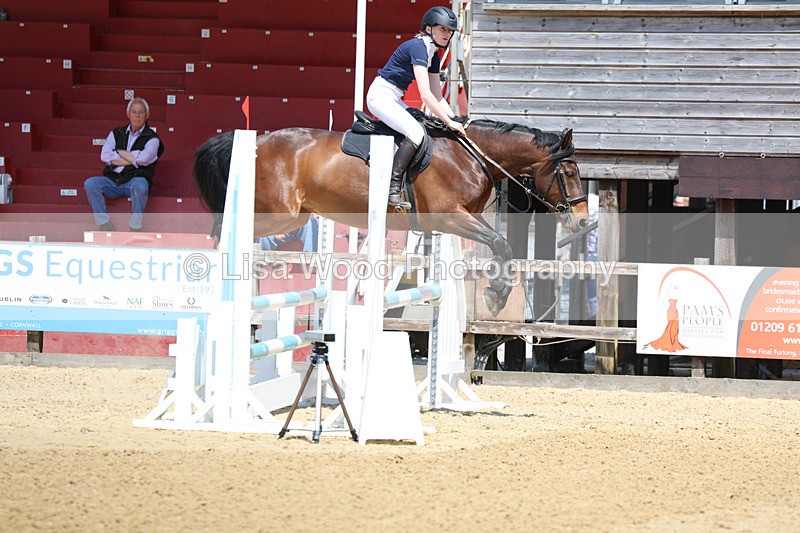 3E7A9947 - Class 9: Senior BN/90cm open