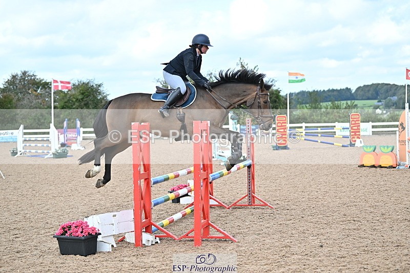 241005A-113156-03396 - SAT Cls 17 95cm Amateur Quali