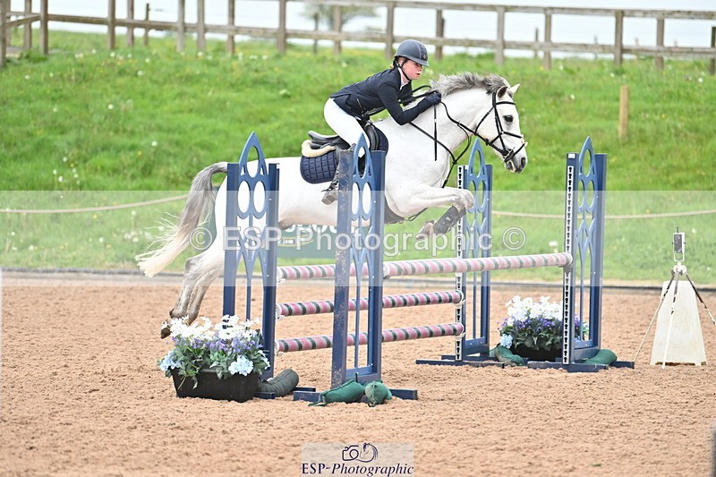 240505A-113941-04943 - Cls 3  Pony Discovery & 90cm Open