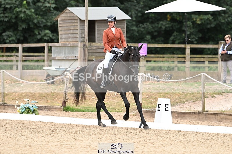 250808A-103514-00153 - 158-Charlotte.Dicker-Devaldi's.Kiss