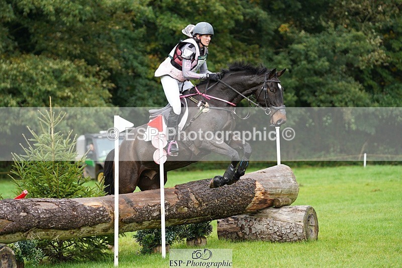 231021-095424-13397 - 603-KILBUNNY.BLUE.BIRD-Claire.Deuten-SC+XC