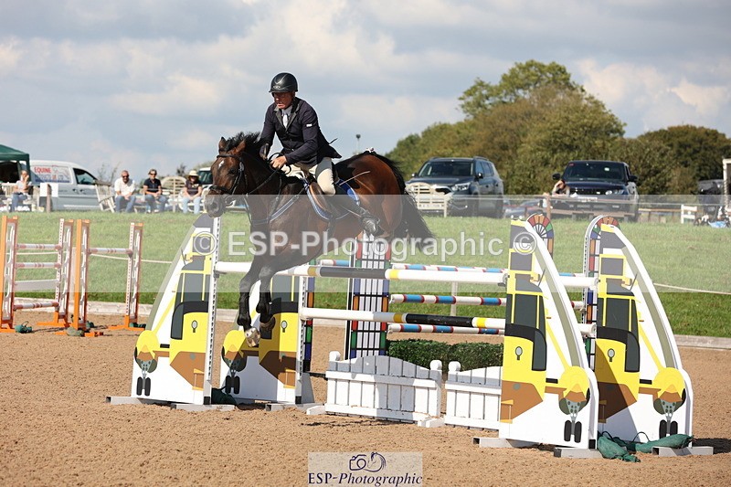 230915A-144053-02697 - Cls 5 National 1.40m