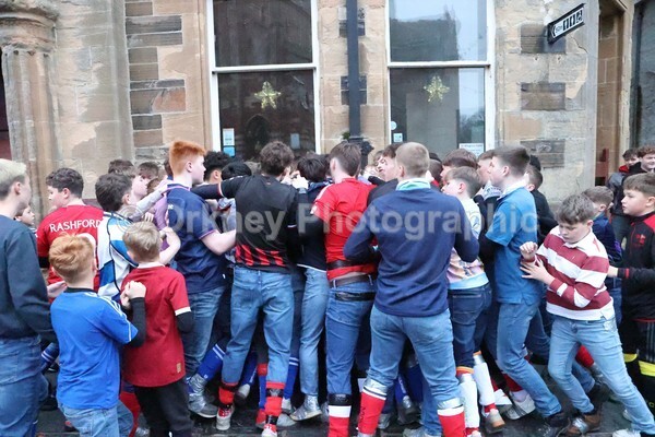 AA075618 - Christmas Boys Ba'