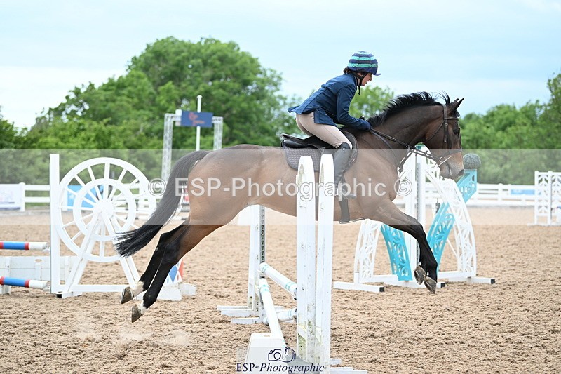 240611A-165619-00353 - 70cm