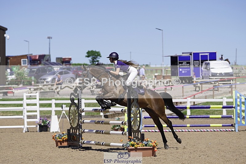 230624A-151328-02166 - Cls 26 Pony Foxhunter & 1.10m Open