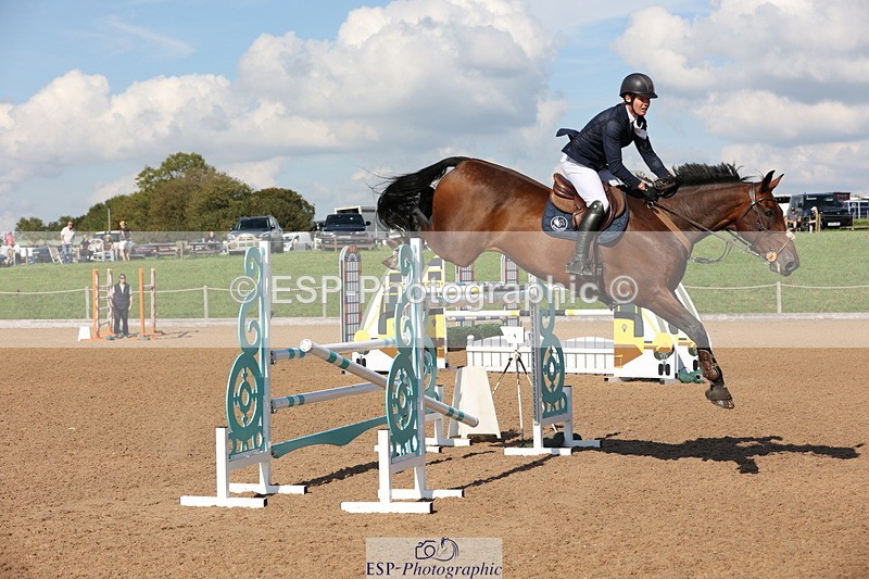 230915A-145431-02822 - Cls 5 National 1.40m