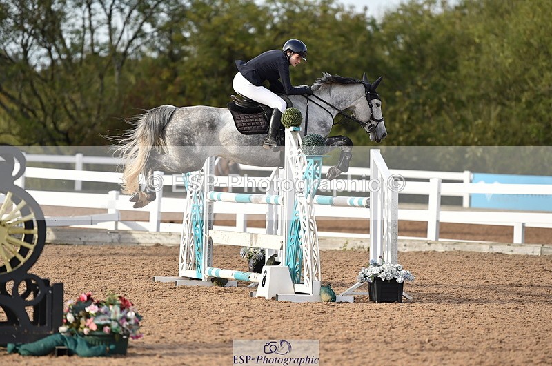 231015A-161536-09279 - Cls 27 1.10m Amateur Q 2nd R