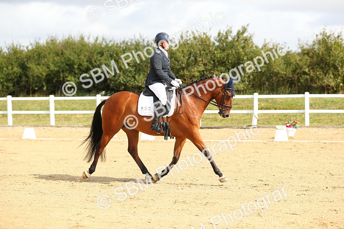 SBM_015483 - Class 14 - Novice 23 - 10.29-11.32