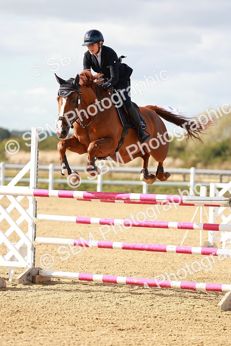 SBM_001870 - Class 5 - Senior Foxhunter - 1.20m