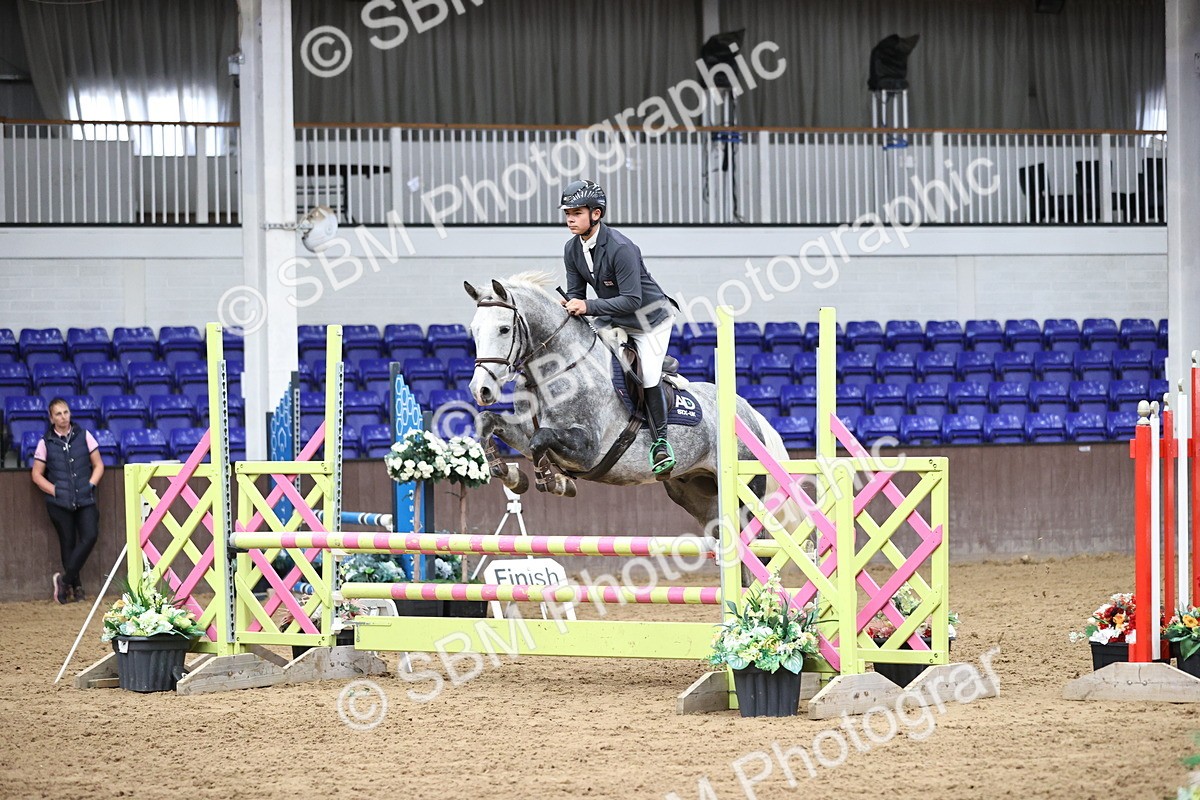 SBM_002439 - Class 11 - Pony Discovery - 90cm Open