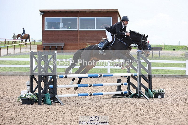 240406A-104756-02868 - Cls 20 British Novice and 90cm Open