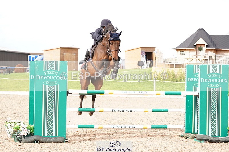 241004A-152026-00947 - Fri 04 Snr Fox & 1.20m Open