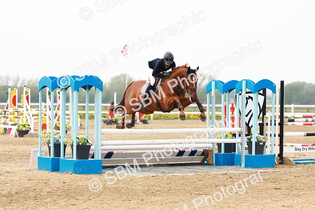  - Class 18 - Senior Newcomers - 1.10m