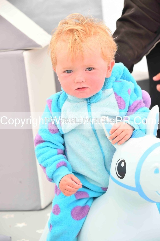 SH4_1866 - Bonny baby competition.